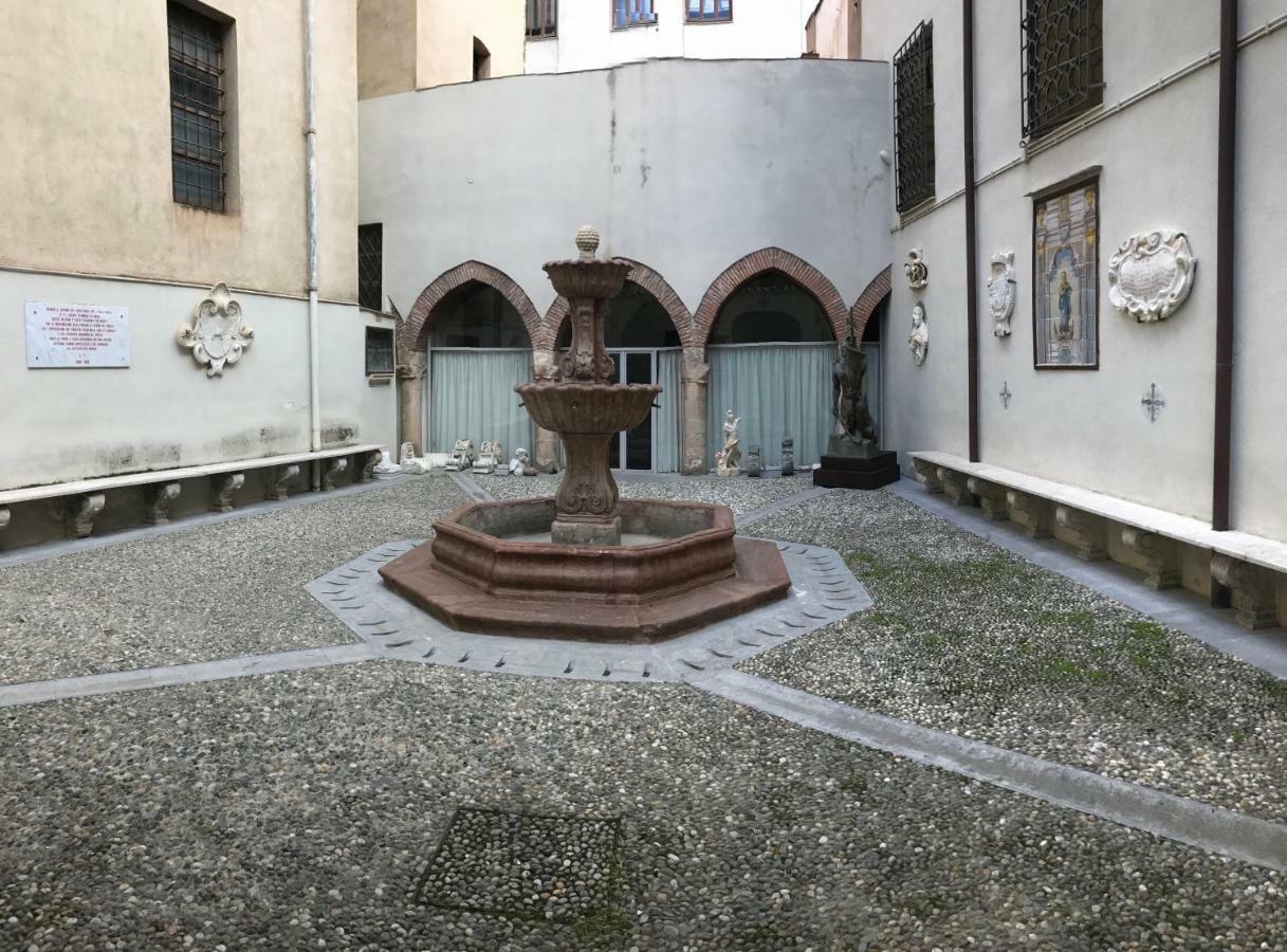 Appartamento San Domenico ปาแลร์โม ภายนอก รูปภาพ
