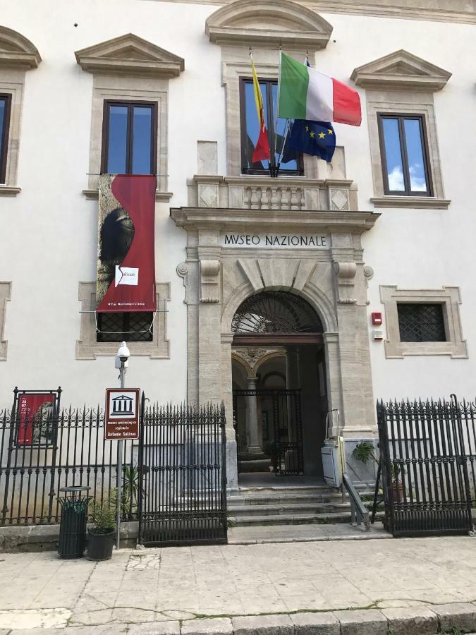 Appartamento San Domenico ปาแลร์โม ภายนอก รูปภาพ