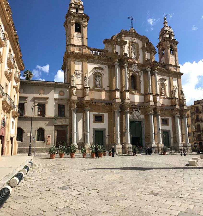 Appartamento San Domenico ปาแลร์โม ภายนอก รูปภาพ