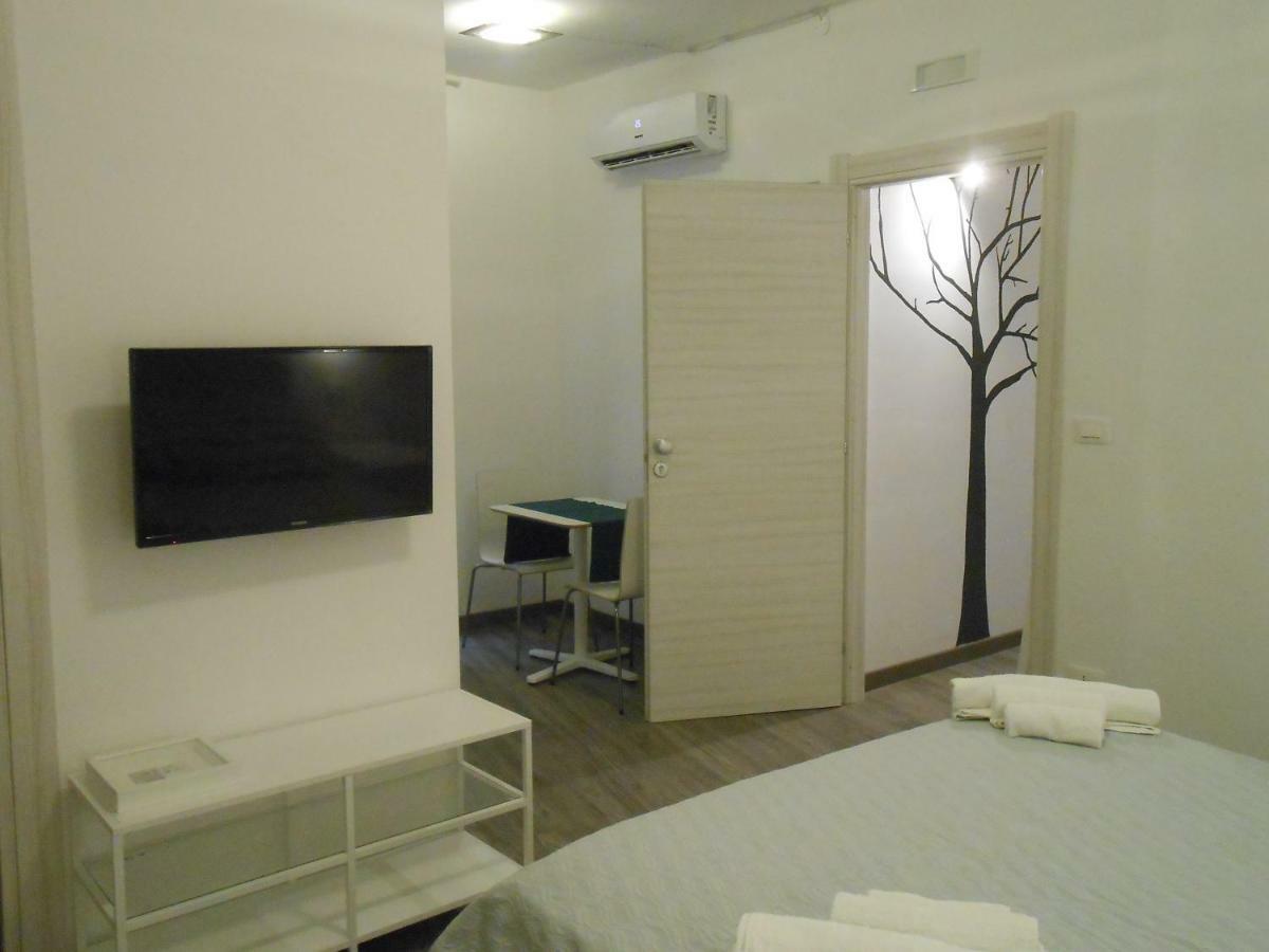 Appartamento San Domenico ปาแลร์โม ภายนอก รูปภาพ