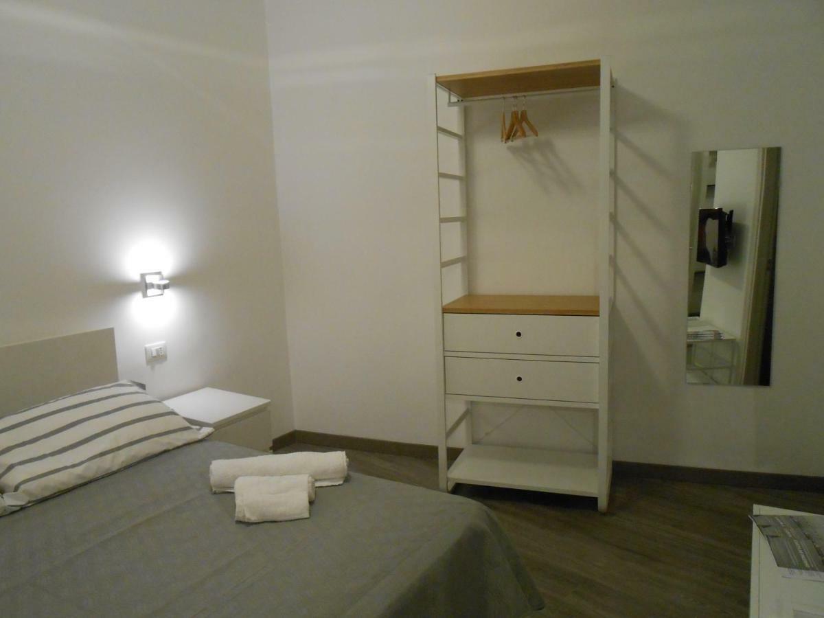 Appartamento San Domenico ปาแลร์โม ภายนอก รูปภาพ